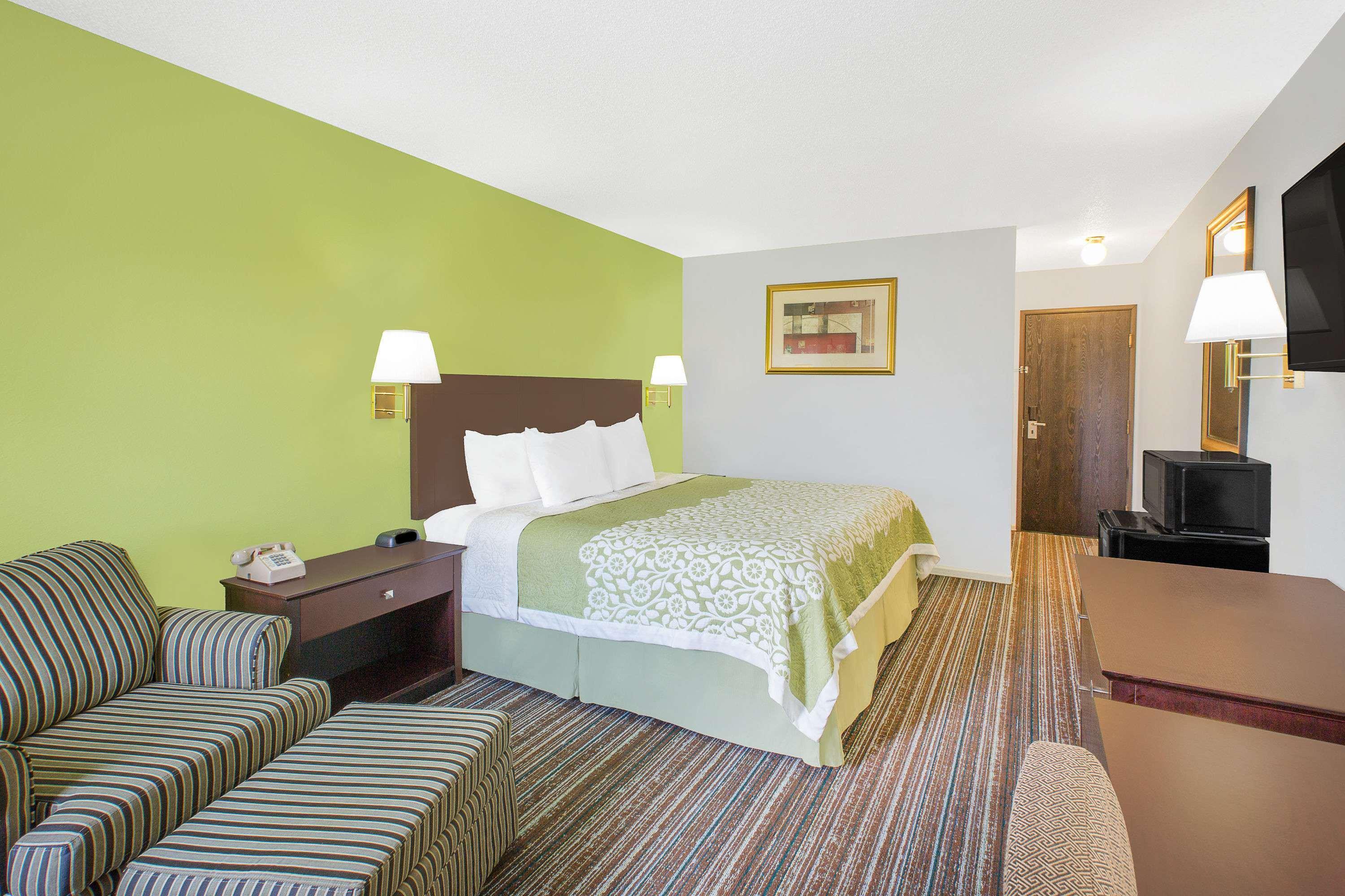 Days Inn By Wyndham York Εξωτερικό φωτογραφία